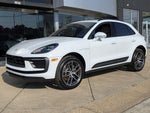 2025 Macan Thumbnail 1
