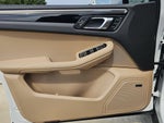 2025 Macan Thumbnail 25