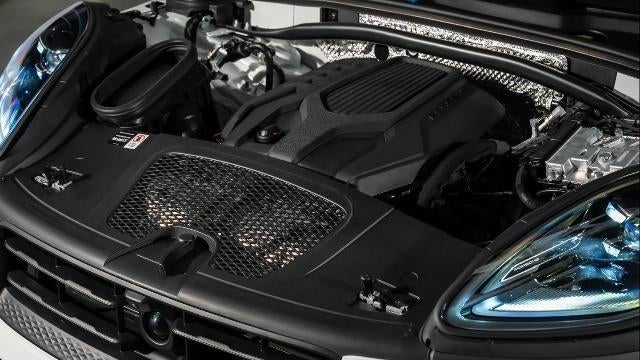 2025 Porsche Macan Base