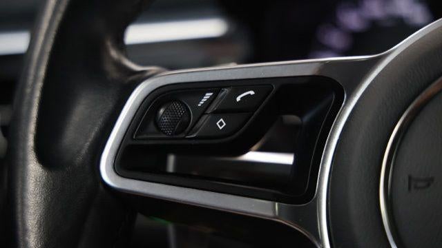 2021 Porsche Macan Base