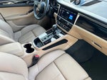 2025 Macan Thumbnail 21