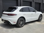 2025 Macan Thumbnail 8