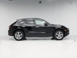 2018 Macan Thumbnail 7