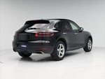 2018 Macan Thumbnail 8