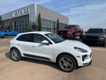 2020 Macan Thumbnail 1
