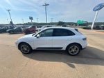 2020 Macan Thumbnail 4