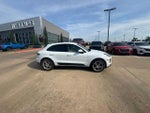 2020 Macan Thumbnail 8
