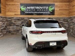 2022 Macan Thumbnail 6