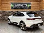 2022 Macan Thumbnail 7