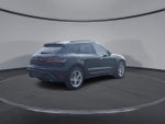2022 Macan Thumbnail 8