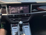 2023 Macan Thumbnail 19