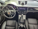 2023 Macan Thumbnail 15