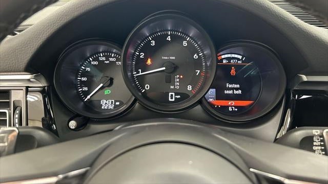 2023 Porsche Macan Base