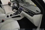 2023 Macan Thumbnail 20