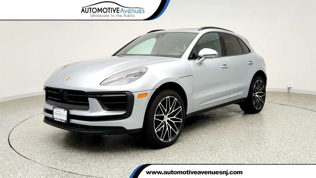 Preowned 2025 Porsche Macan T for Sale