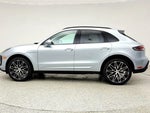 2025 Macan Thumbnail 8
