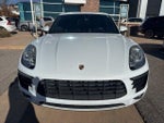 2017 Macan Thumbnail 1