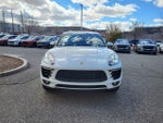 2017 Macan Thumbnail 5