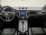 2017 Macan Thumbnail 9