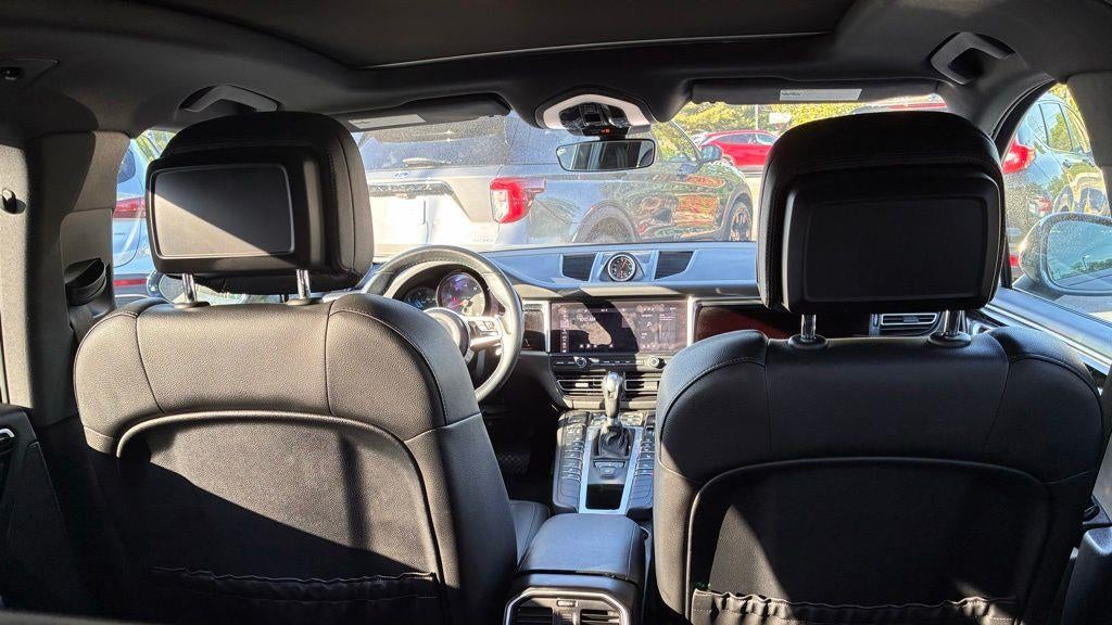 2019 Porsche Macan Base