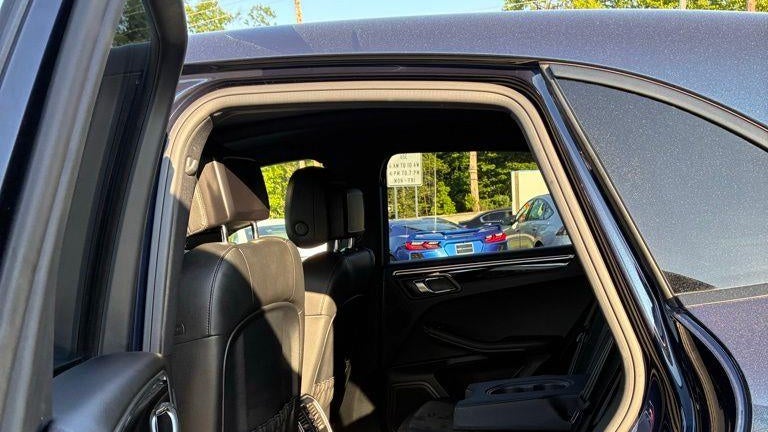 2019 Porsche Macan Base