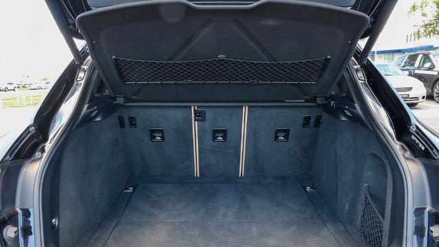 2020 Porsche Macan Base