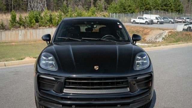 2022 Porsche Macan Base