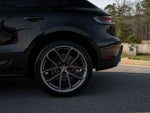2022 Macan Thumbnail 6