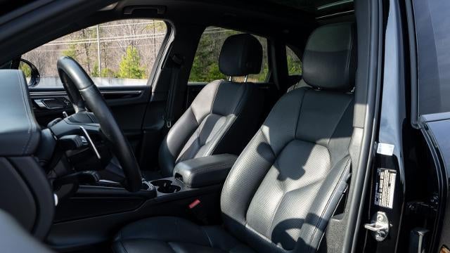2022 Porsche Macan Base