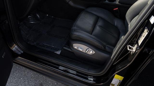 2022 Porsche Macan Base