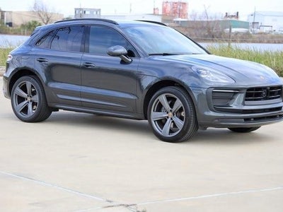 2022 Porsche Macan AWD 4DR SUV