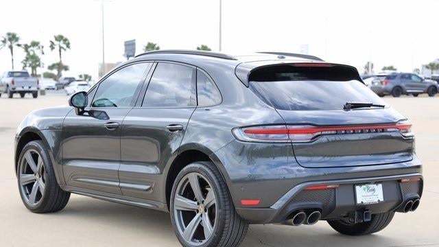 2022 Porsche Macan Base