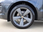 2022 Macan Thumbnail 9