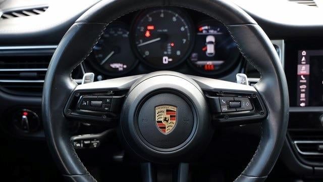 2022 Porsche Macan Base
