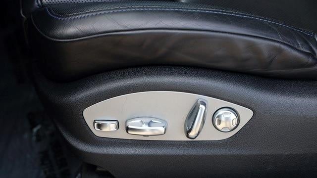 2022 Porsche Macan Base