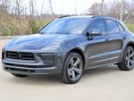 2022 Macan Thumbnail 3