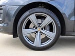 2022 Macan Thumbnail 9