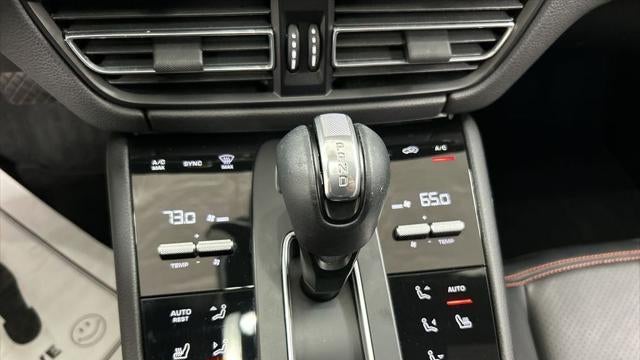 2023 Porsche Macan T