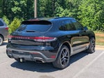 2023 Macan Thumbnail 3