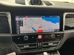 2025 Macan Thumbnail 17