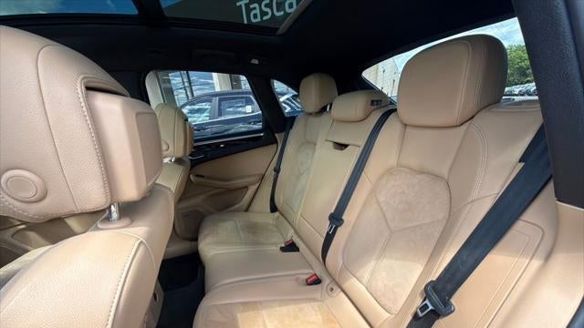 2017 Porsche Macan Base