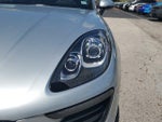 2018 Macan Thumbnail 3
