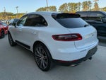 2018 Macan Thumbnail 5