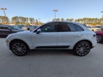 2018 Macan Thumbnail 6
