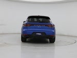 2019 Macan Thumbnail 6