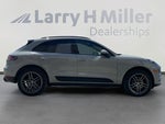 2021 Macan Thumbnail 6