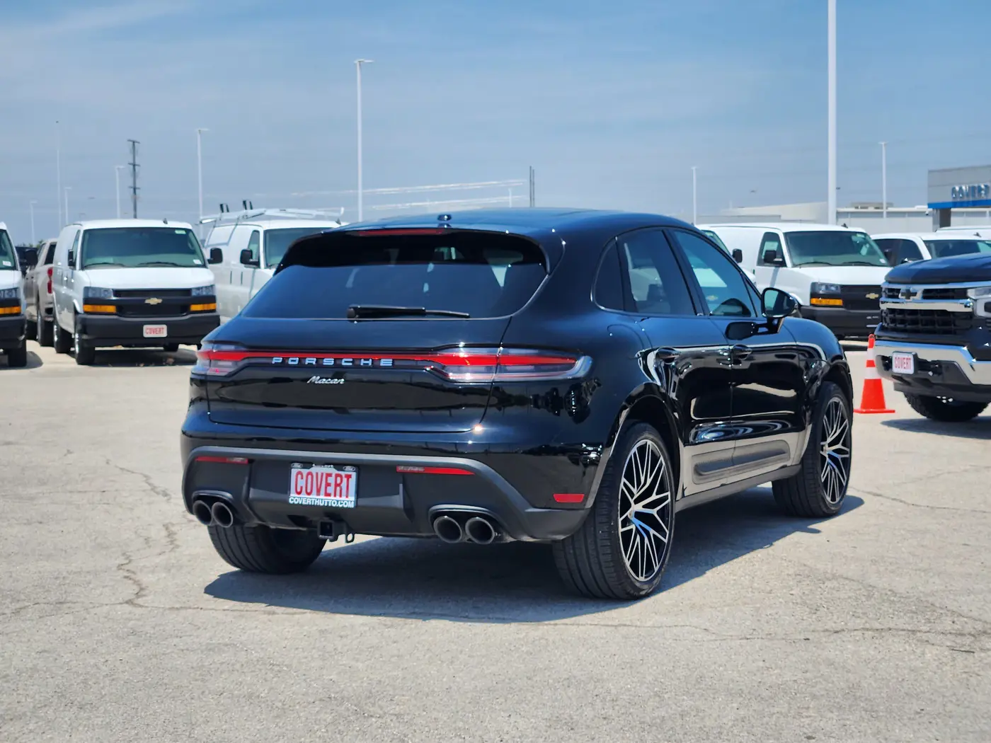 2023 Porsche Macan - $50,627