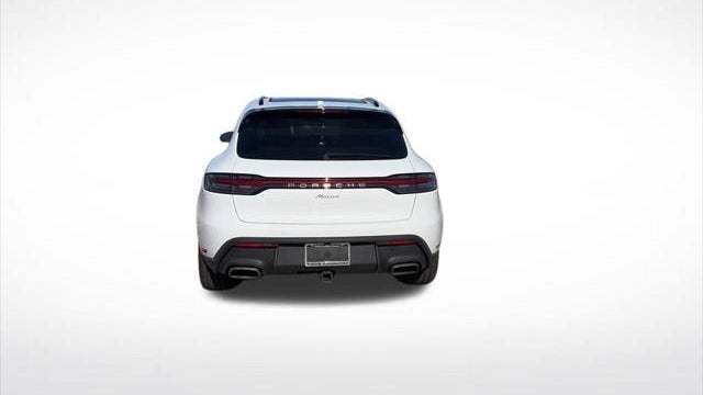 2025 Porsche Macan Base