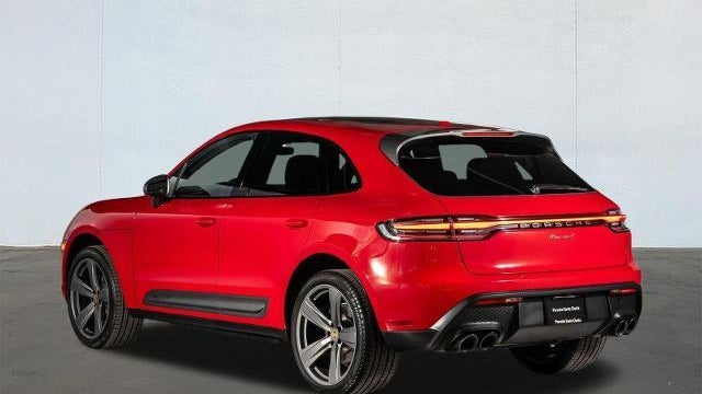 2025 Porsche Macan T