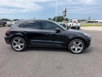 2018 Macan Thumbnail 4